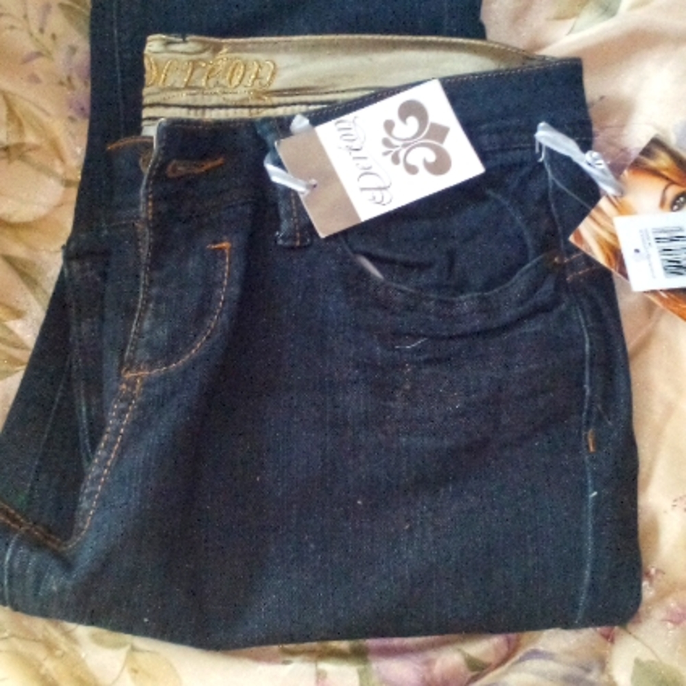 Denim jeans size 7/8 (new)